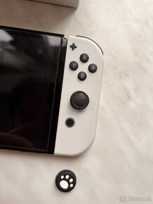 Nintendo Switch OLED Bílý + Hry, TOP STAV - 5