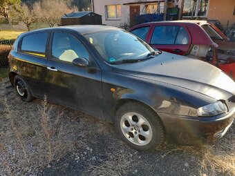 Alfa Romeo 147 - 5