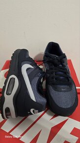 Nike Air Max Command - 5