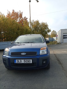 Ford Fusion 1.4i - 5