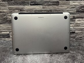 MacBook Pro 13" 2015 i5 / 8GB / 256GB - 5