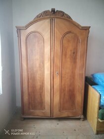 Staré dřevěné skříně - 5