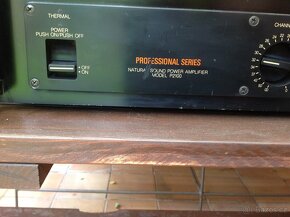 Yamaha  professional séries mód 2200 a mod 2100 - 5