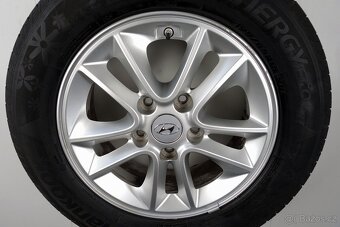 Hyundai i30 - Originání 15" alu kola - Letní pneu - 5