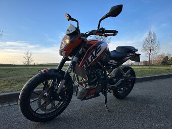 KTM DUKE 125 - 5