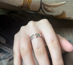 Dámský stříbrný otevřený prsten prstýnek srdíčko ruce 925 - 5