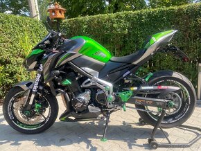 KAWASAKI Z900 - 5