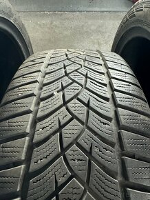 Hankook 215/45 R16 - 5