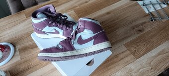 Nike Air Jordan 1 Mauve, 39 - 5