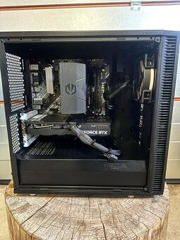 Herní PC - Ryzen 7 5700X3D ,RTX 4060 8GB, 32GB DDR4, SSD - 5