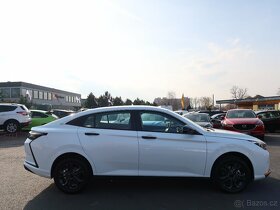 DongFeng Shine 1.5i 86kW E1 Nový vůz - 5