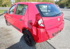 Dacia Sandero 1,2 16V 55 kW Arctica Serviska benzín manuál - 5