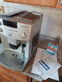 automatický kávovar AEG Caffe Grande - 5