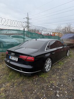 Audi A8 - 5