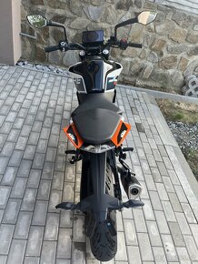 KTM Duke 125 2023 - 5