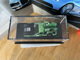 Hot Wheels RLC Exclusive 1971 De Tomaso Mangusta - 5