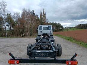 Iveco ML120E22 6ti válec, Nový podvozek - 5