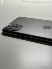 iPhone 11 Pro Max černý 256GB - 5