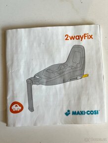 Autosedačka Maxi-Cosi Rock I-size + 2wayFix základna - 5