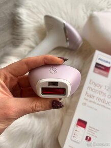 Philips Lumea IPL 8000 - 5