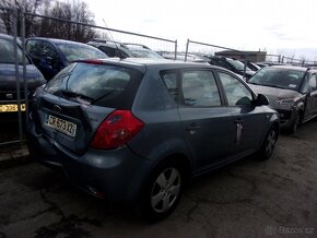 Kia Cee´d 1,6 CRDi - 5