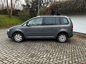 Volkswagen Touran - 5