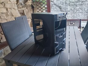 PC skříň Evolve / Bedna - 5