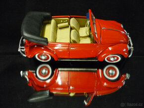 Volkswagen Beetle cabriolet VW Maisto 1/18 - 5