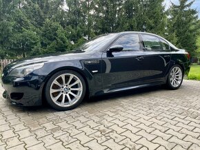 BMW M5 E60 Individual - 5