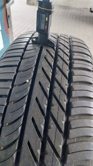 Prodám 4 x letní pneu Goodyear 235/60/18 - 5