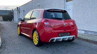 RENAULT CLIO RS 2.0i 145kW - 5