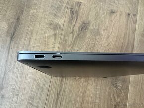 Macbook Pro 13.3 2017, Core i5 2.3, 16GB, 256GB disk - 5