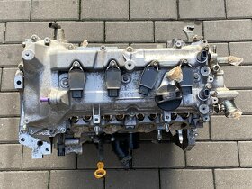 Motor Nissan 1.6i HR16 a další díly - 5