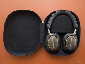 Nová bezdrátová sluchátka Bowers & Wilkins Px8 s potlačením - 5