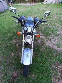 Suzuki marauder 125 - 5