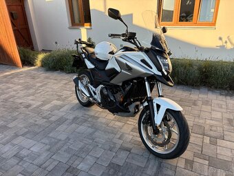 2017 Honda NC750x 2017 16 000km Výměna - 5