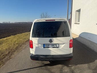 VW Caddy 2.0 TDI Naprosto v pořádku - 5