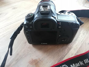 Canon EOS 5D Mark 3 fullframe + Canon ef 24-105 f/4 L - 5