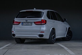 BMW X5 xDrive 40d A/T - 5