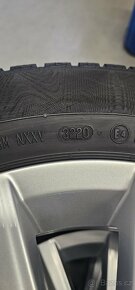 215/60R16 Originál kola Volkswagen se zimní pneu - 5