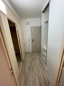 Pronájem bytu 1+kk (34 m²), Česká, Most - 5