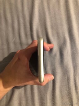 iPhone 11 128 GB - 5