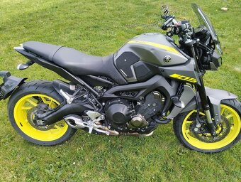 Yamaha mt09 - 5