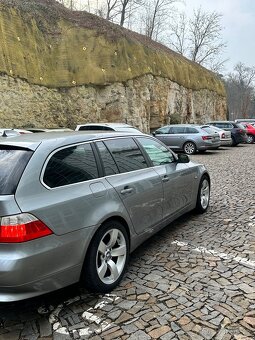 Bmw e61 530D 200kw 261 000km - 5