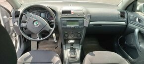 Škoda Octavia 2.0tdi 103Kw DSG převodovka HQL barva 9102 - 5