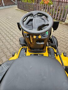 Profesní traktůrek Cub Cadet Mtd akce 52tis - 5