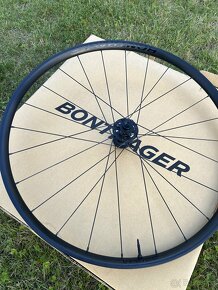 Sada zapletených kol Bontrager Kovee 25 BOOST 29 Super stav - 5