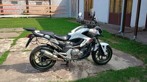 Honda NC700X - 5