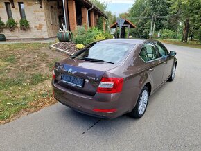 Škoda Octavia 3, 1,2 TSI 77 KW, xenony, vyhř. sed. - 5