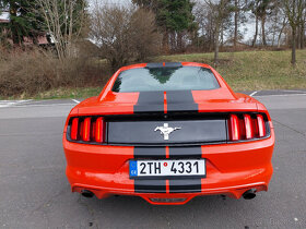 Ford Mustang 3,7 V6 AT ODPOČET DPH - 5